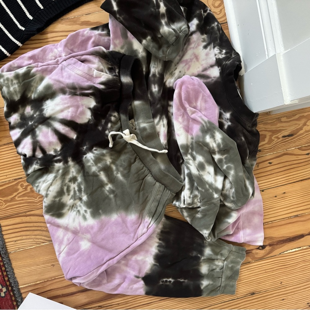 Electric & Rose Trendy Tie-Dye Sweatshirt and Joggers Set